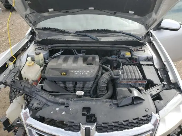 2011 DODGE AVENGER LUX  