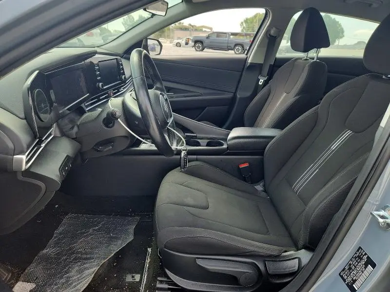 2022 HYUNDAI ELANTRA SEL  