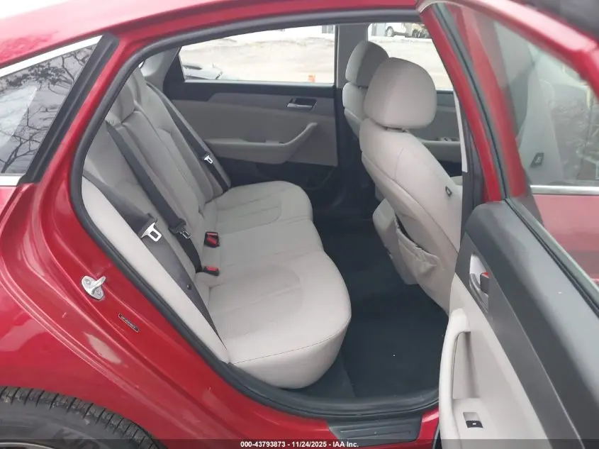 2019 HYUNDAI SONATA SE