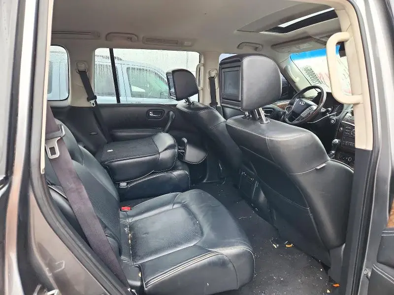 2015 INFINITI QX80 BASE  