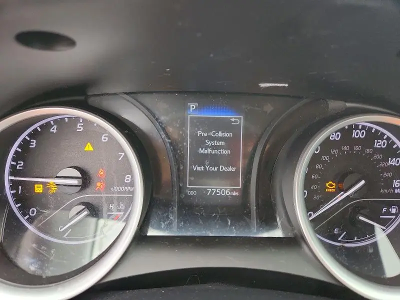 2022 TOYOTA CAMRY LE  