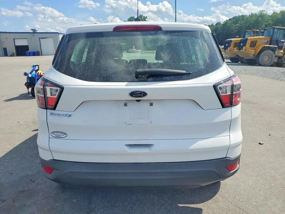 2017 FORD ESCAPE S  