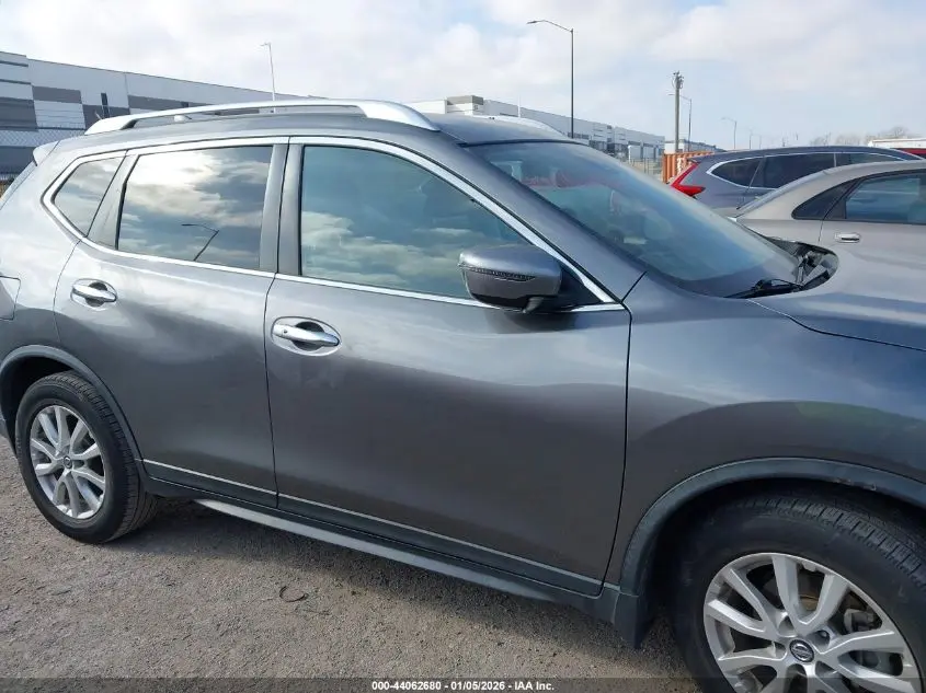 2019 NISSAN ROGUE SV