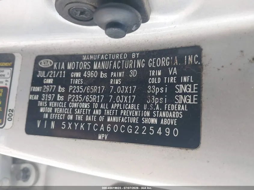 2012 KIA SORENTO LX
