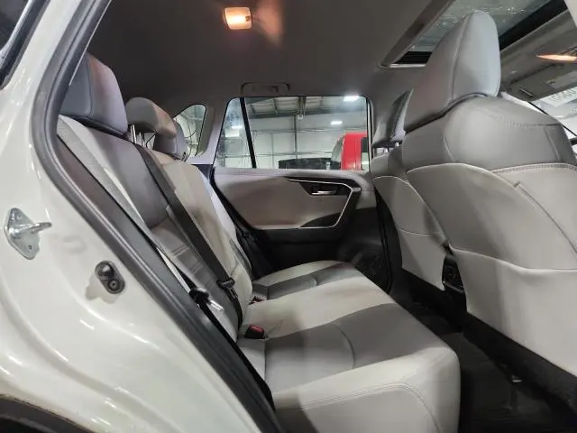 2021 TOYOTA RAV4 LIMITED  