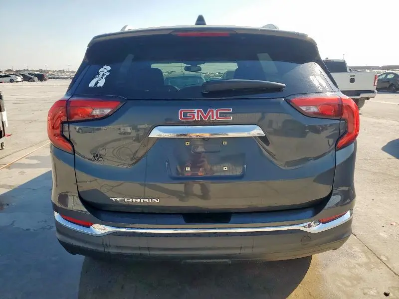 2018 GMC TERRAIN SLT  