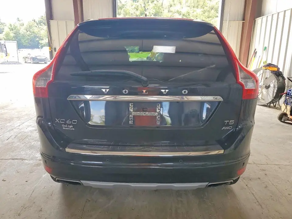 2017 VOLVO XC60 T5 INSCRIPTION  