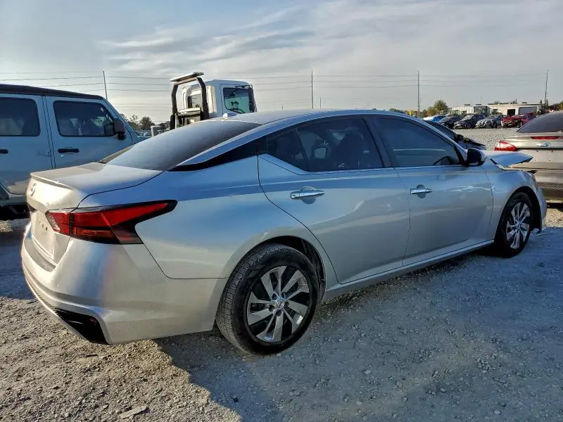 2020 NISSAN ALTIMA S  