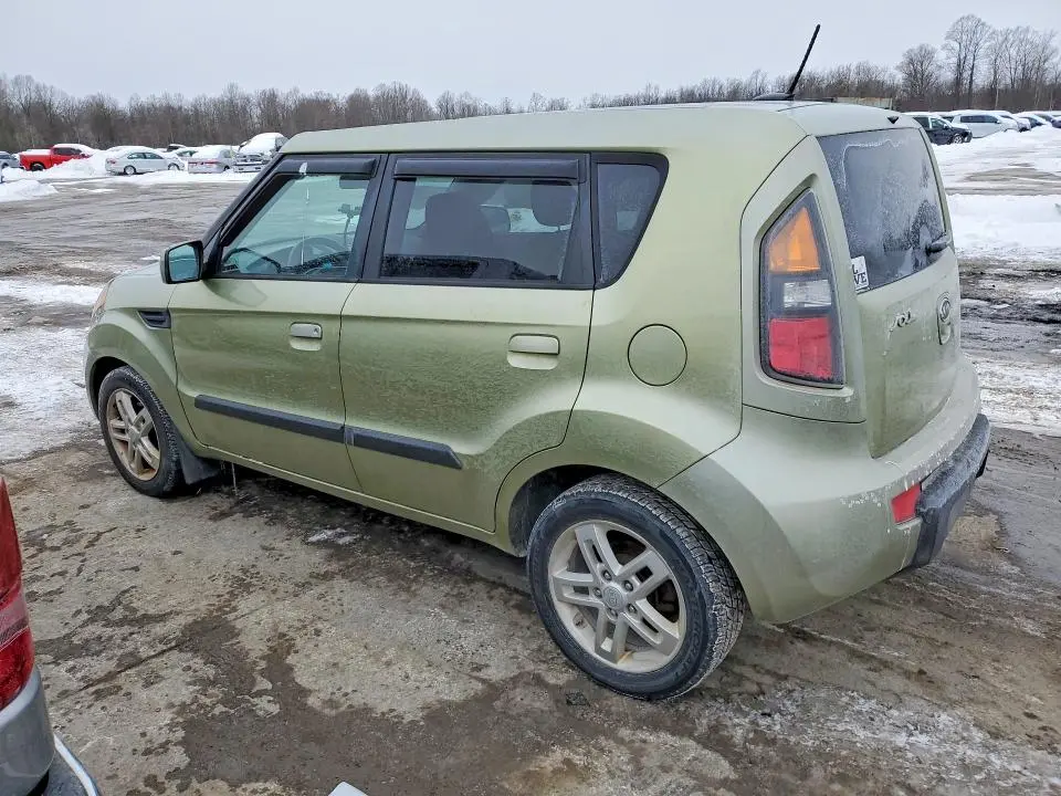 2010 KIA SOUL +  