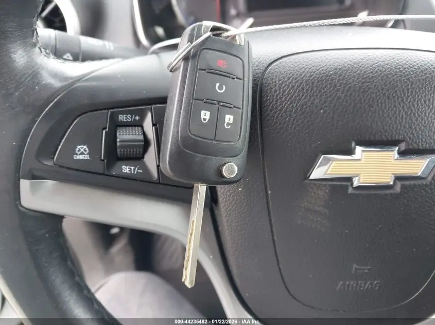 2015 CHEVROLET TRAX LT