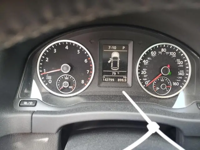 2017 VOLKSWAGEN TIGUAN S  