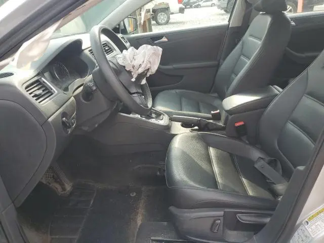 2014 VOLKSWAGEN JETTA SE  