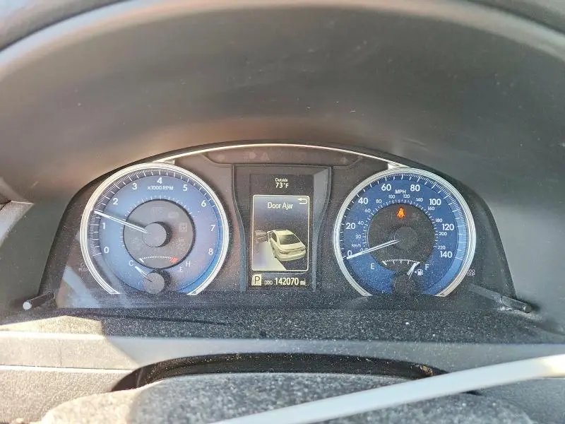 2017 TOYOTA CAMRY XLE  