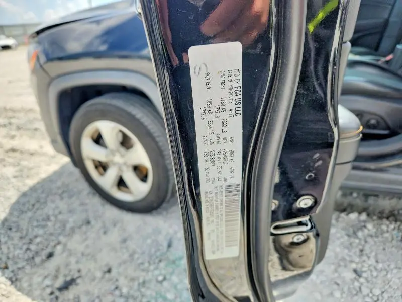 2017 JEEP COMPASS LATITUDE  