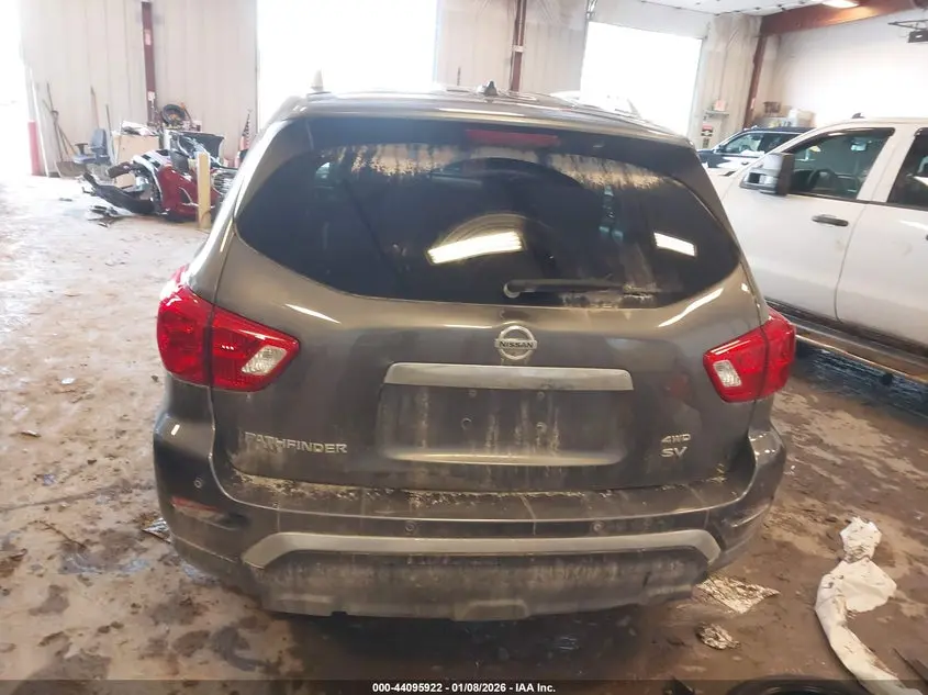 2017 NISSAN PATHFINDER SV