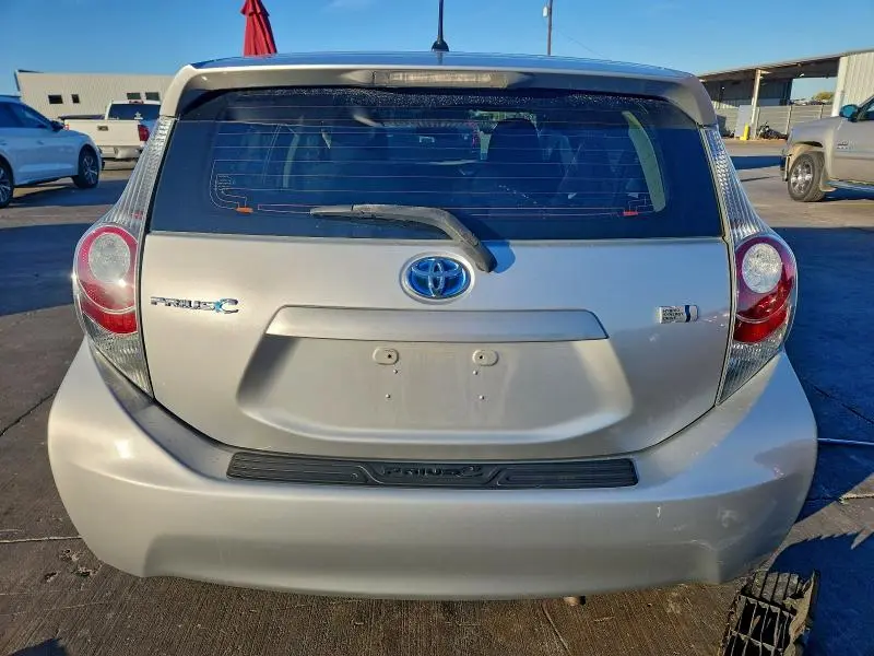 2014 TOYOTA PRIUS C   