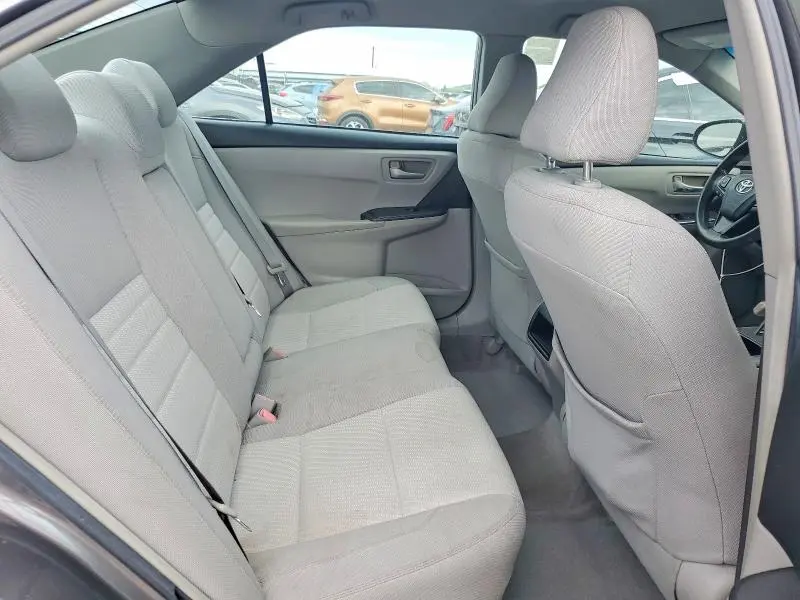 2015 TOYOTA CAMRY LE  