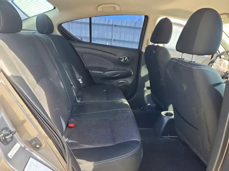 2016 NISSAN VERSA 1.6 SV  