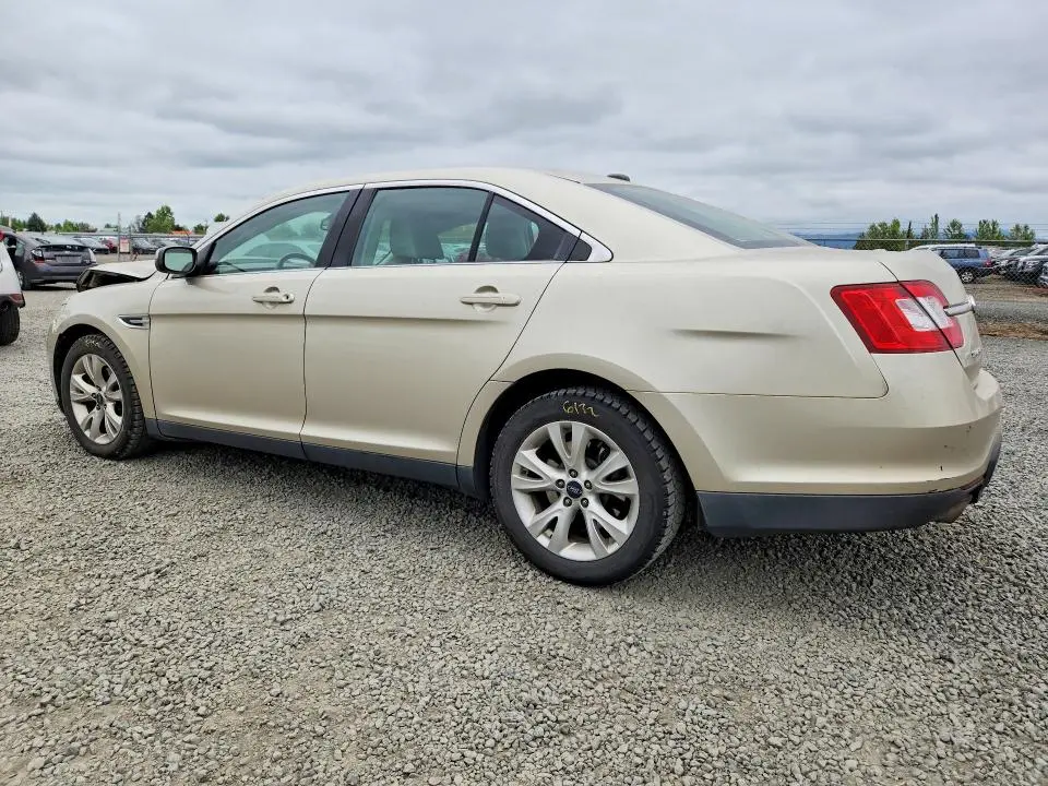 2011 FORD TAURUS SEL  
