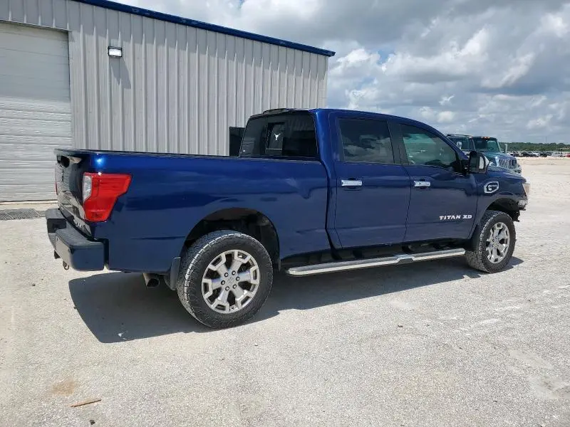 2017 NISSAN TITAN XD SL  