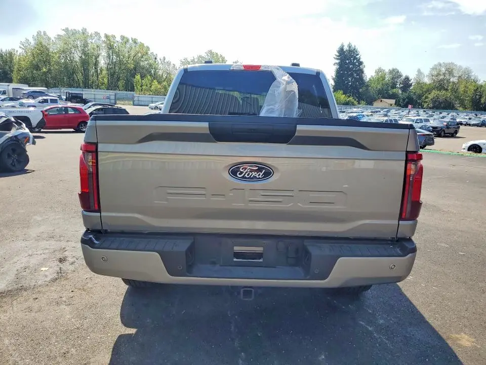 2024 FORD F150 STX  