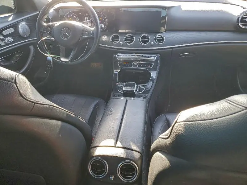2017 MERCEDES-BENZ E 300 4MATIC  
