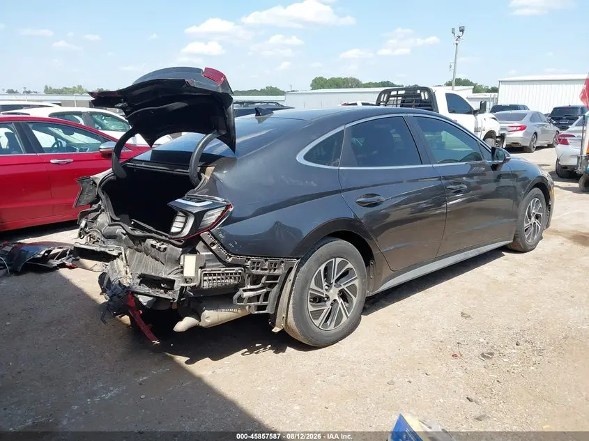 2021 HYUNDAI SONATA BLUE