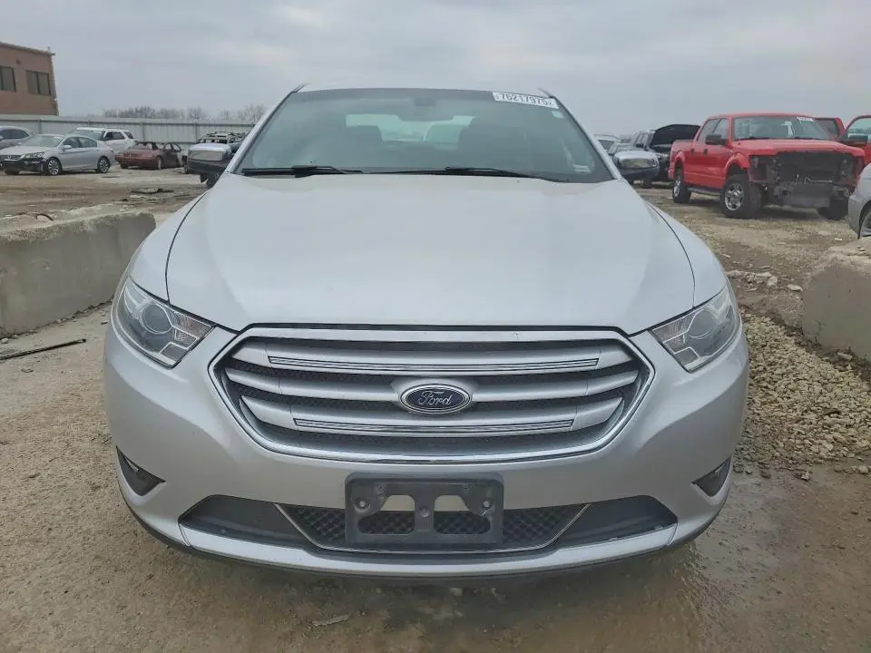 2013 FORD TAURUS LIMITED  