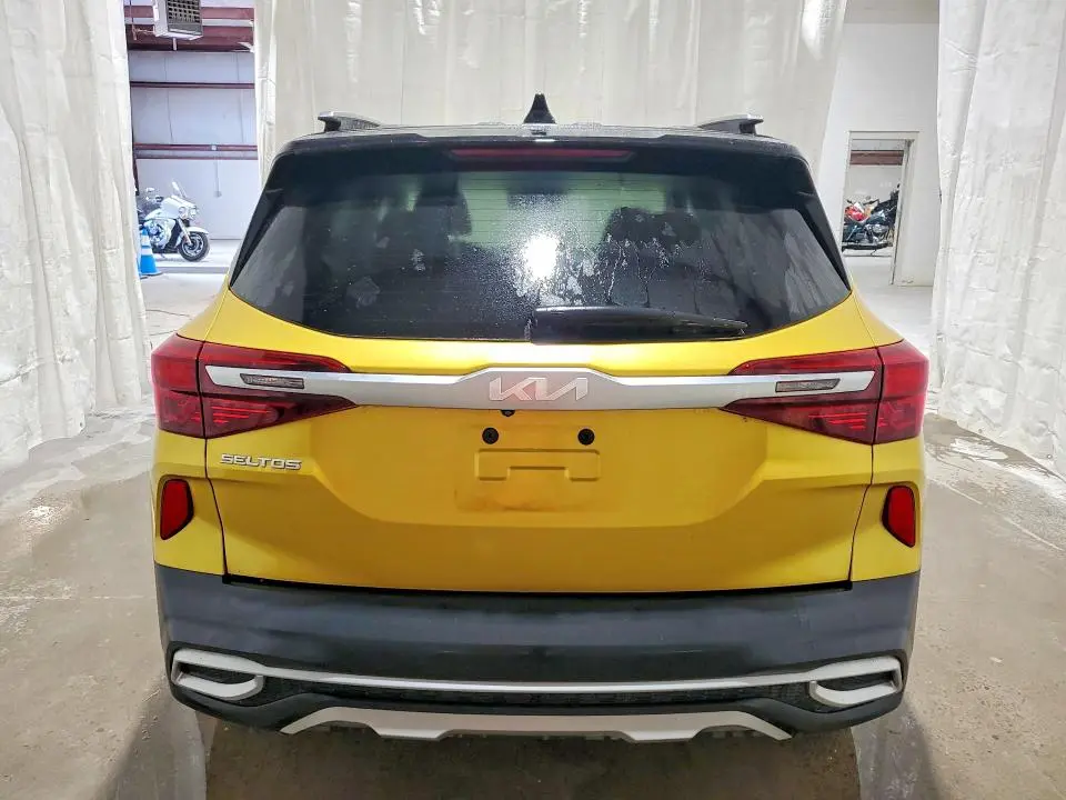 2022 KIA SELTOS S  