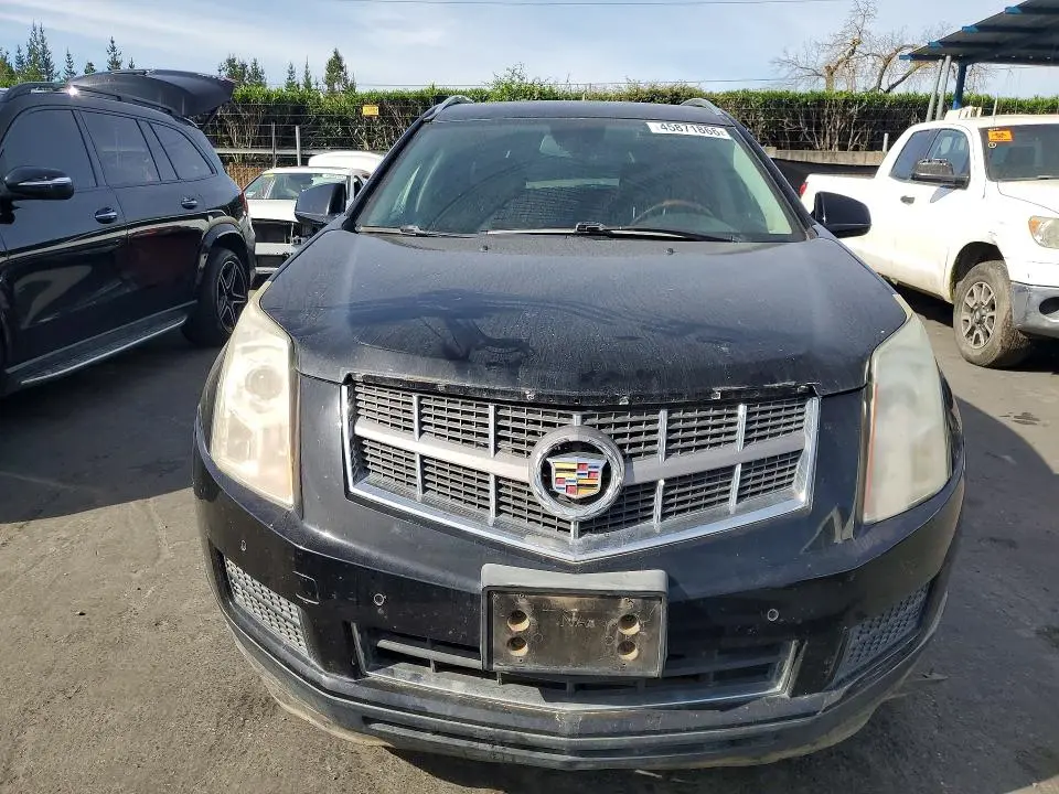 2011 CADILLAC SRX   