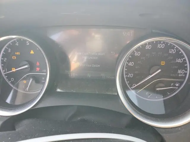 2020 TOYOTA CAMRY XLE  
