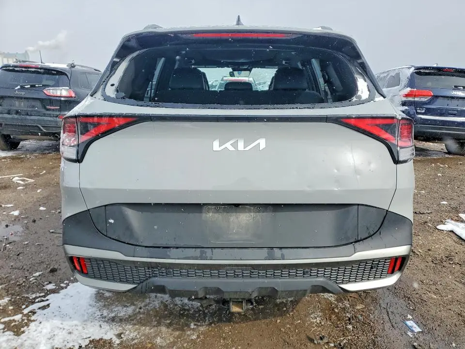 2023 KIA SPORTAGE X-LINE  