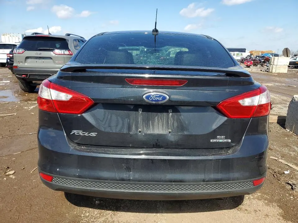 2014 FORD FOCUS SE  