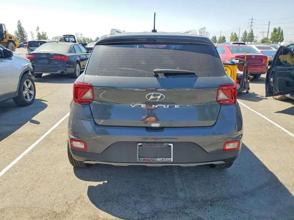 2025 HYUNDAI VENUE SEL  