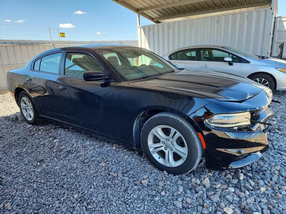 2016 DODGE CHARGER SE  