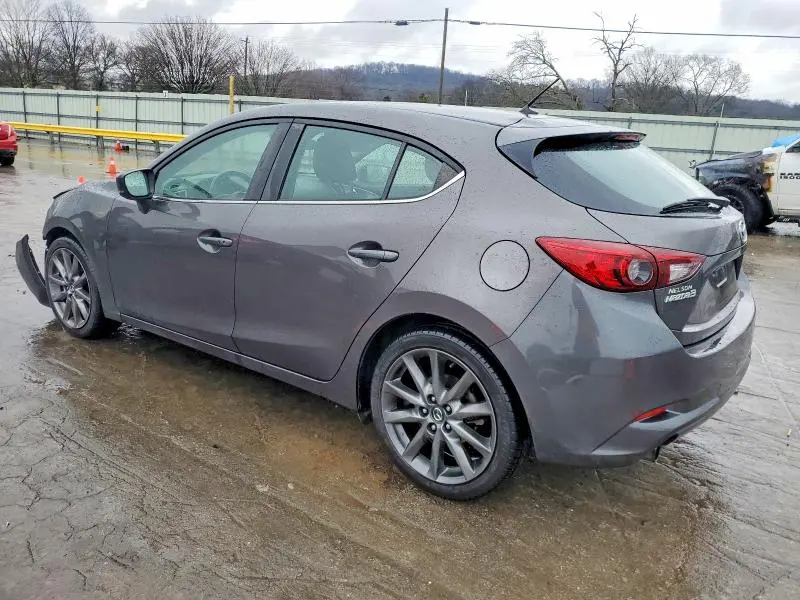 2018 MAZDA 3 TOURING  