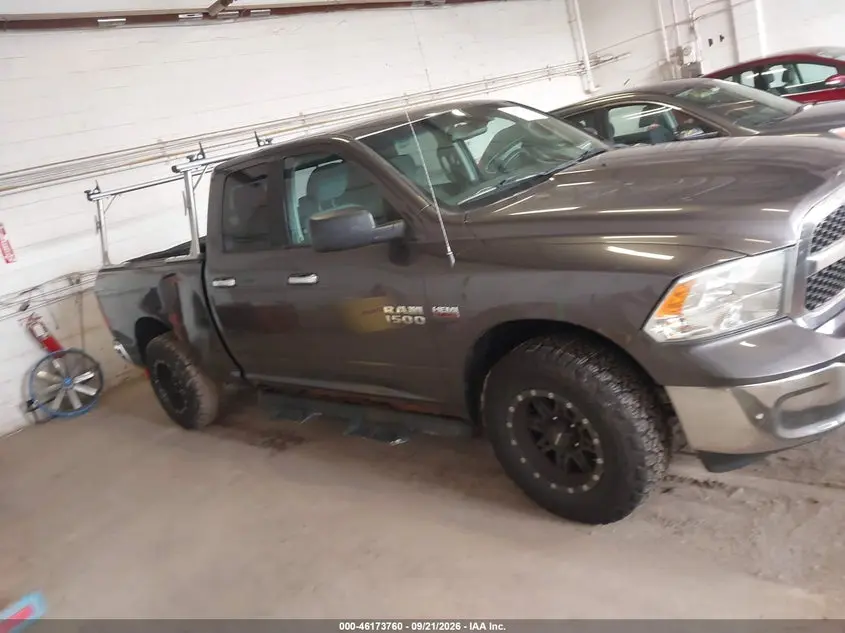 2016 RAM 1500 SLT