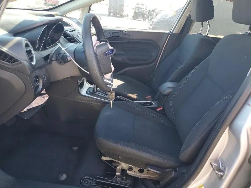 2017 FORD FIESTA SE  