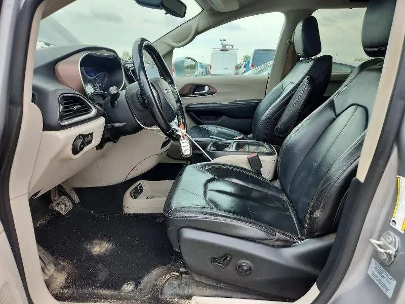 2017 CHRYSLER PACIFICA TOURING L  