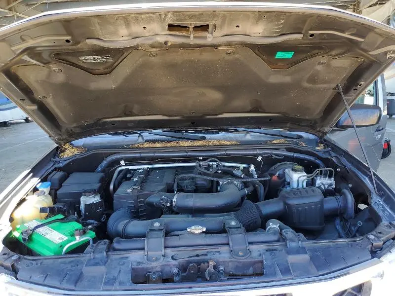 2018 NISSAN FRONTIER SV  