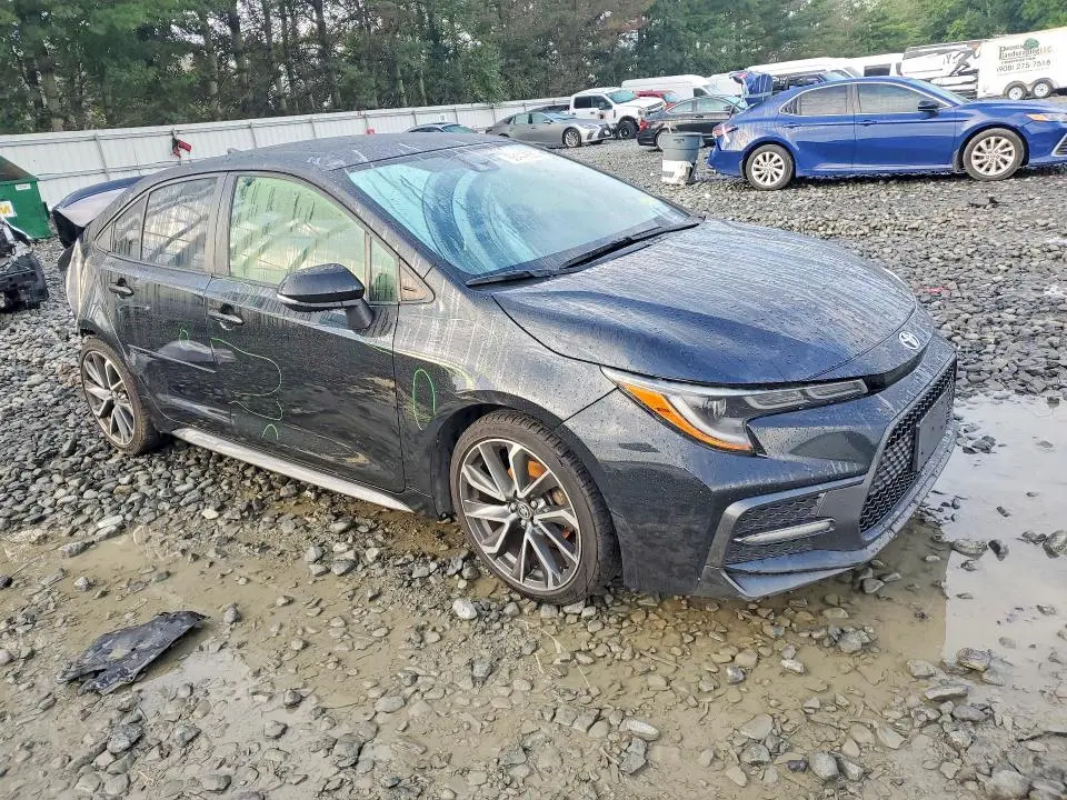 2021 TOYOTA COROLLA SE  