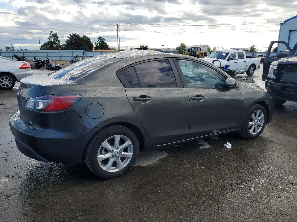 2010 MAZDA 3 I  