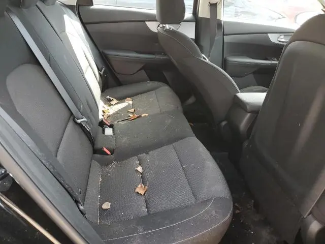 2024 KIA FORTE LX  