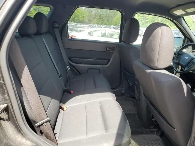 2011 FORD ESCAPE XLT  