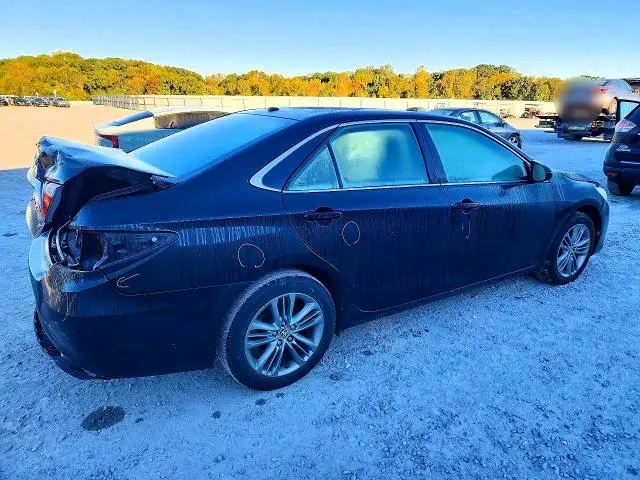 2015 TOYOTA CAMRY SE  