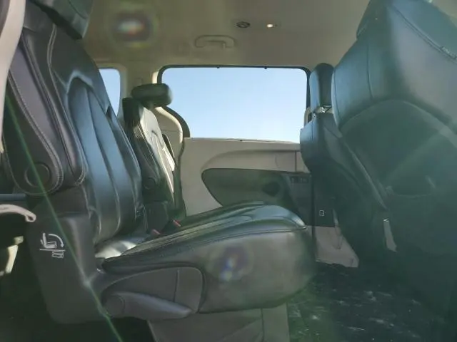 2020 CHRYSLER VOYAGER LXI  