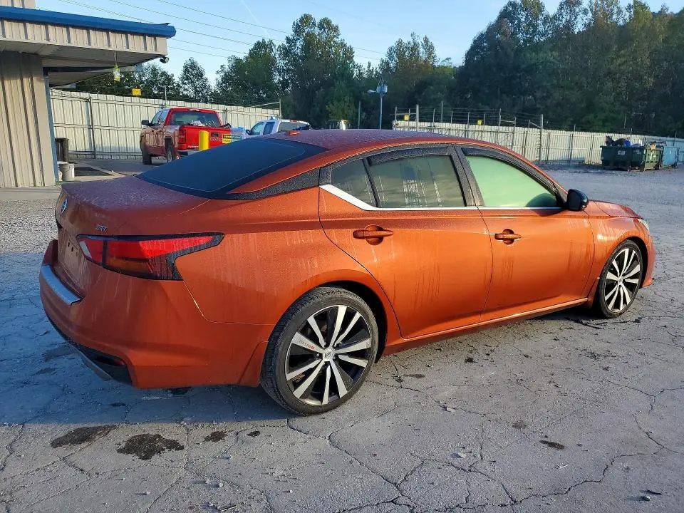 2020 NISSAN ALTIMA SR  