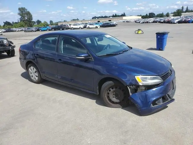 2012 VOLKSWAGEN JETTA SE  