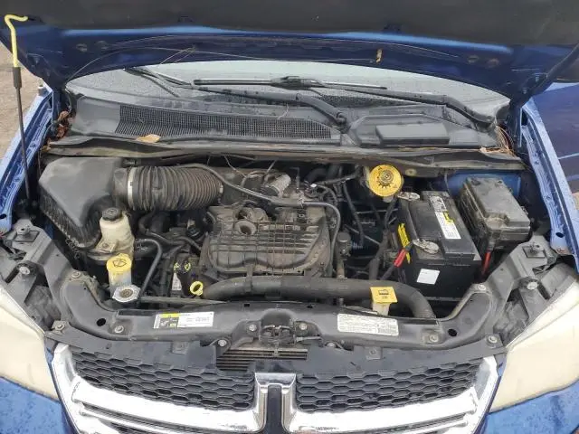 2013 DODGE GRAND CARAVAN SE  