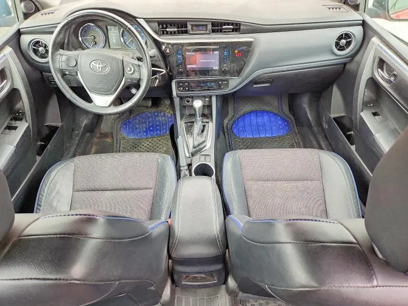 2018 TOYOTA COROLLA SE  